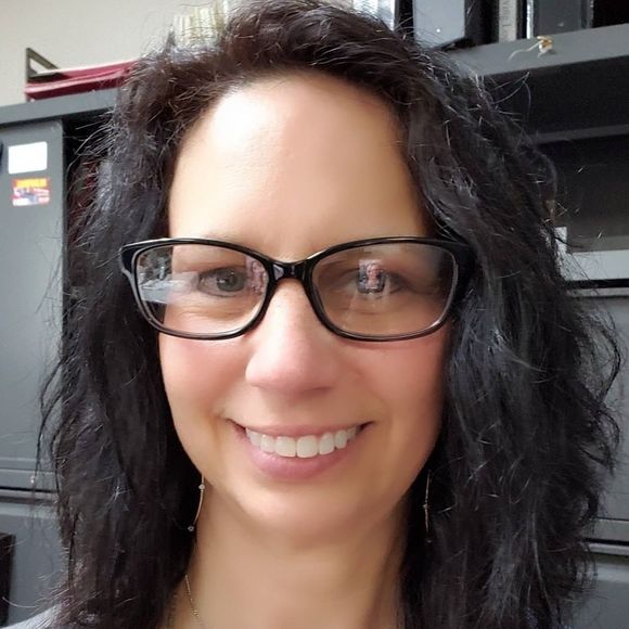 Meet your Posher, Mary-ellen - Picture 1 of 1